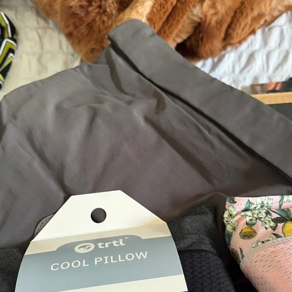 Trtl travel pillows - Picture 5 of 5